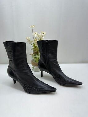Bakers pointed toe boots